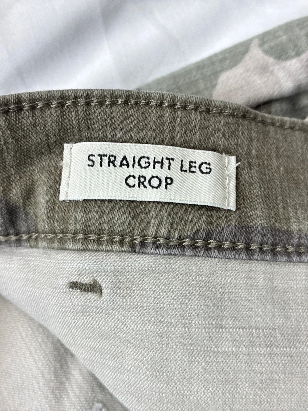 J. Crew Ladies Camo Crop Straight Leg Pants Sz 28 stretch quality cotton blend